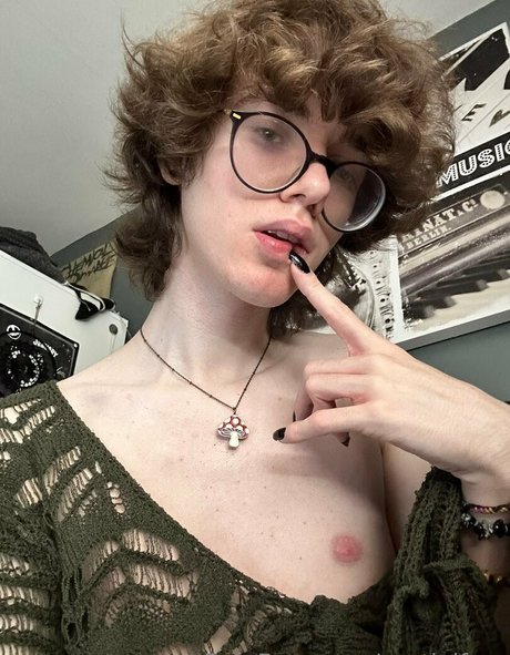 castielfree star naked img