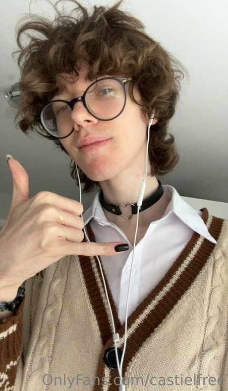 castielfree hot actress images