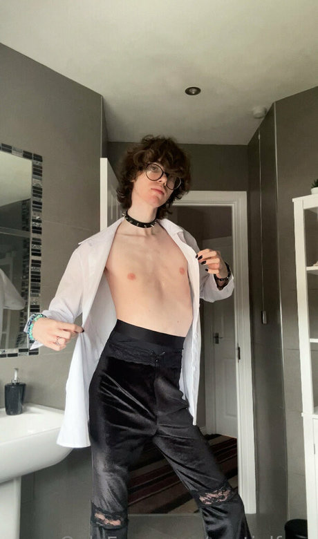 castielfree star exclusive picture