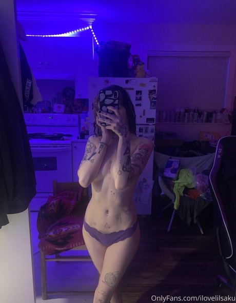 ilovelilsaku free star galleries