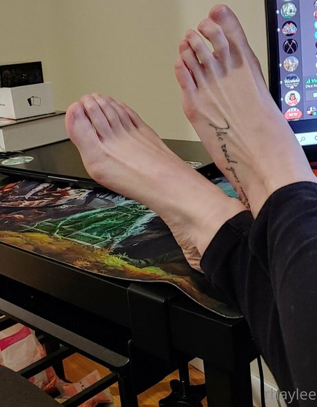 pixiefyre model top picture