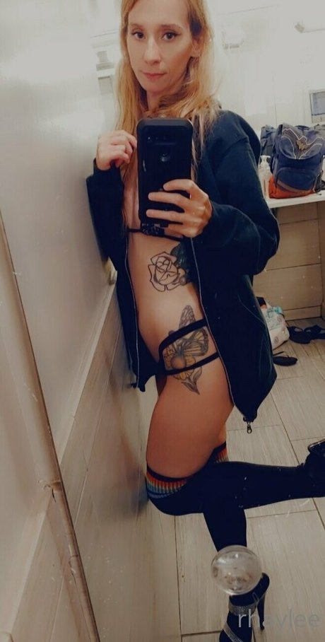 pixiefyre naked star pic