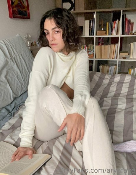 aryafaye hd actress photos