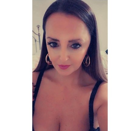 Melanie M xxx actress archive