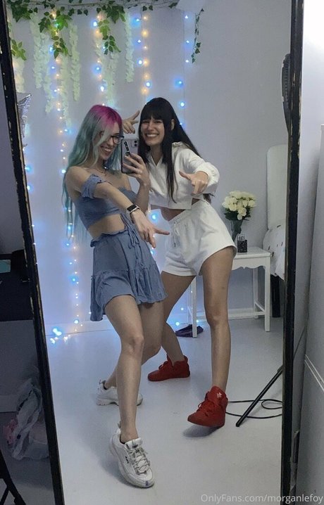 midget girls onlyfans nude gallery