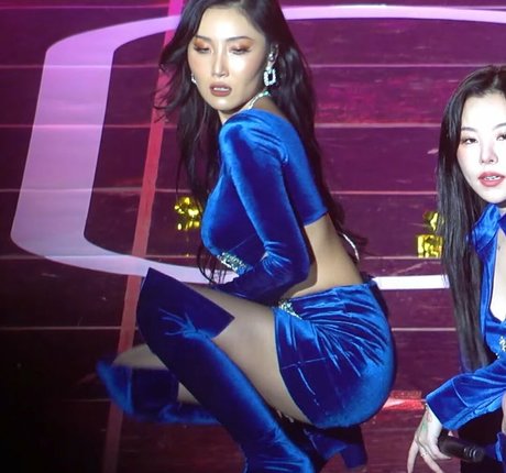 WomenK pop star hd photos