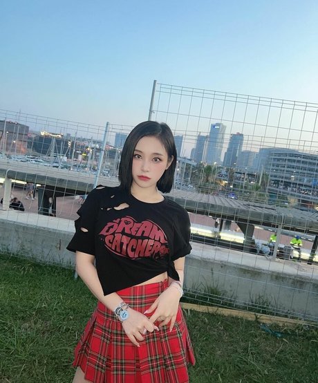 WomenK pop hd star img