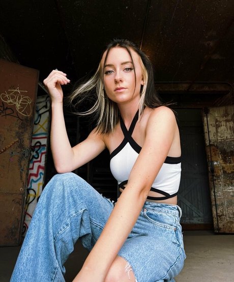 Audra Miller pornstar nudes image