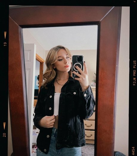 Audra Miller star exclusive photos