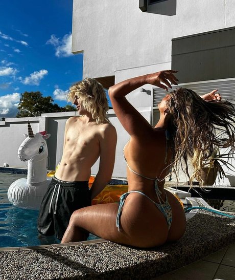 milf tits onlyfans art porn gallery