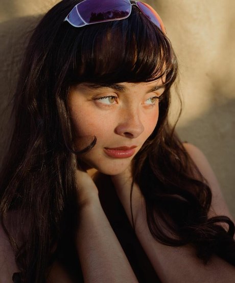 Grace Coffey hd actress pic