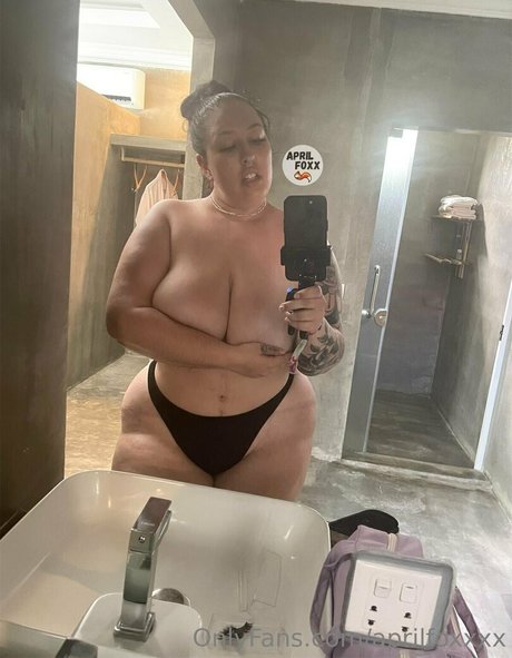 pov milf onlyfans top archive