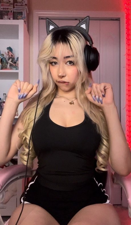 Rina Magi pornstar nice archive