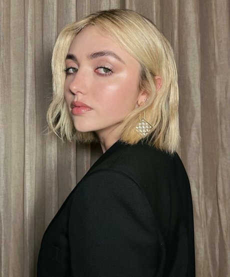 Peyton List model free pics