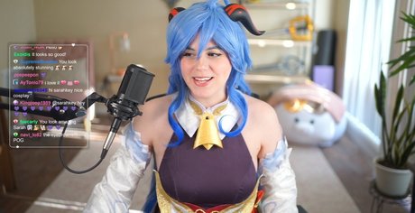 SarahKey pornstar exclusive photos