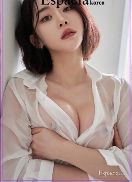 asian threesome onlyfans top pictures