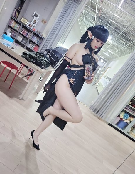 Sonigalion Scarlet naked star galleries