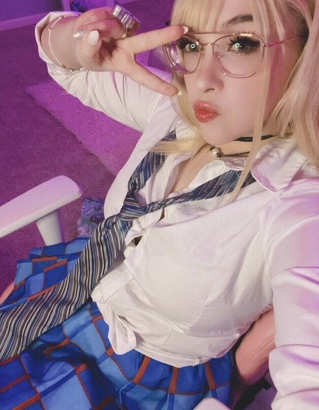 small onlyfans nude pictures