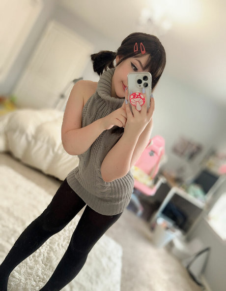 Junkenstein beautiful pornstar pic