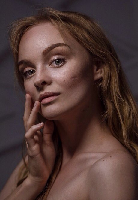 big tits mom onlyfans top img