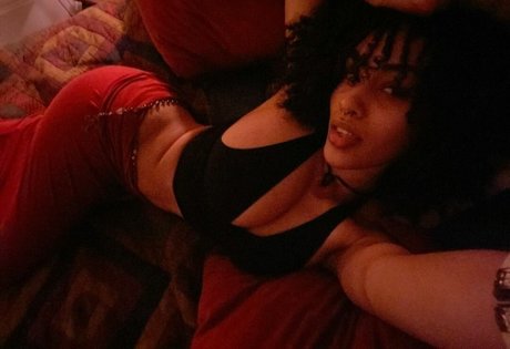 Aaliyeezy high quality pornstar pictures