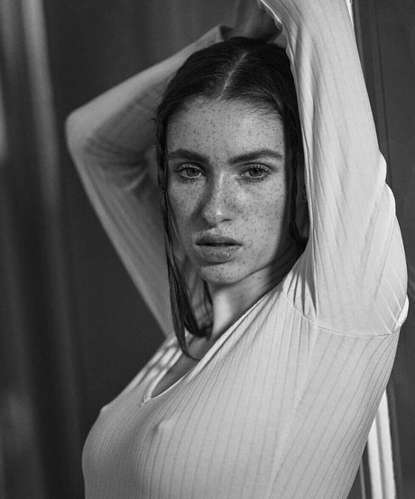 Anastasia Martorana model art photos