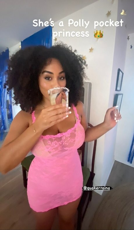 Raina Morris model hd image