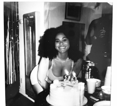 Raina Morris model exclusive pics