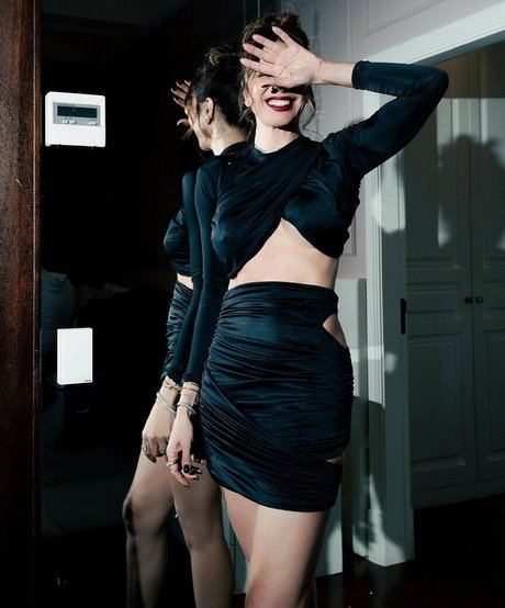 petite girls onlyfans beautiful nude photos