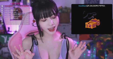 Baerasoni sexy pornstar pics