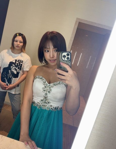 leather leggings onlyfans nude gallery