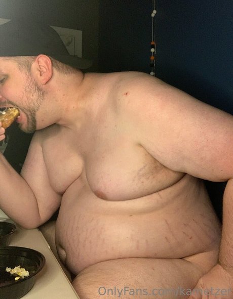 kametzer adult model picture