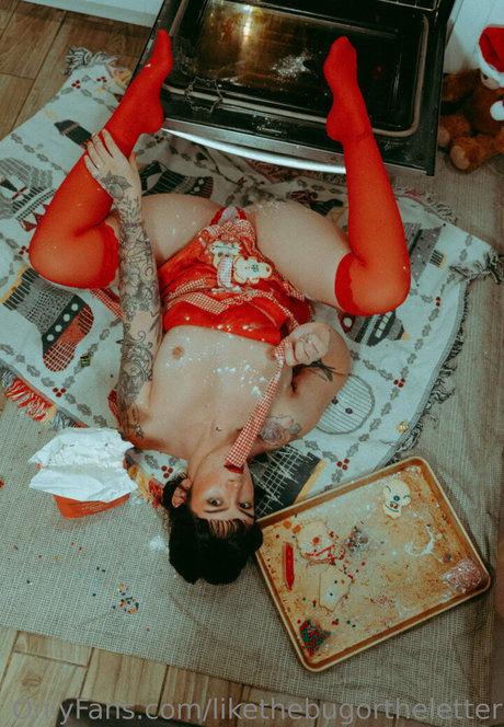 likethebugortheletter model exclusive photos