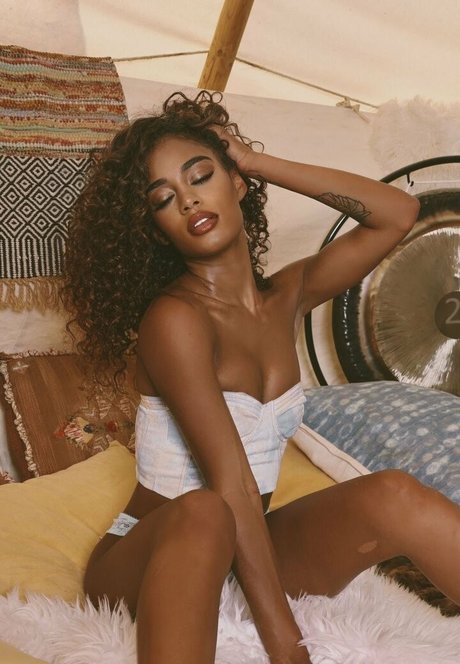 chubby latina onlyfans erotic pictures