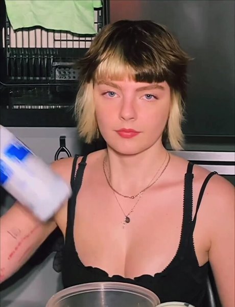 ebony smoking onlyfans free sex archive