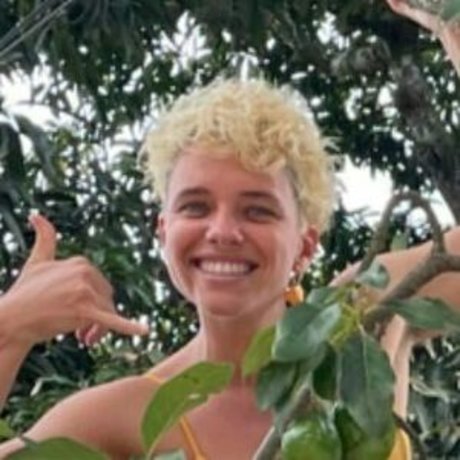 Bruna Linzmeyer star pretty images