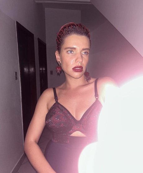 Bruna Linzmeyer nudes star archive