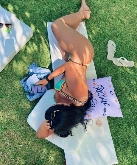 Larissa Tomasia pornstar nice pictures