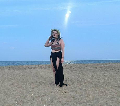 shemale outdoor onlyfans free xxx pic