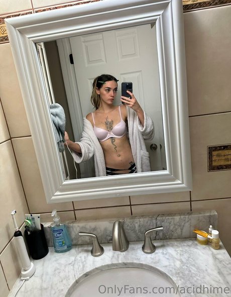 stars onlyfans free naked photo