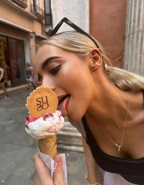 gracemooreslife best star img