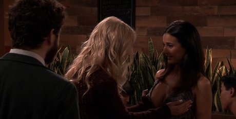 Emmanuelle Chriqui porn actress pictures