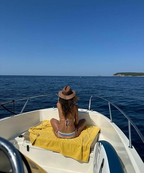 blonde handjob onlyfans hot sex galleries