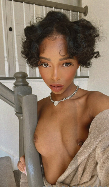 Briabackwoods perfect pornstar img