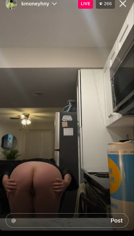 kmoneyhny best model pic