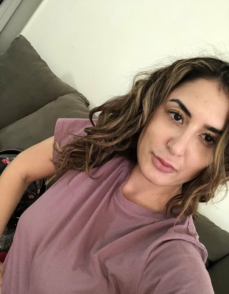 snarkybrunette xxx actress pics