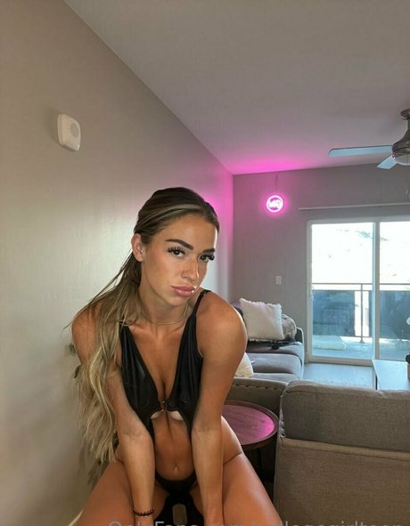 ai girlfriend onlyfans top pictures