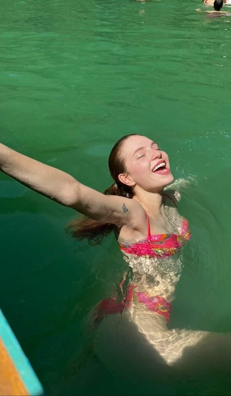 shemale fucks girl onlyfans pornographic pics