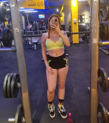 Carolina Trindade nudes star photo