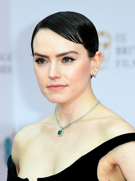 Daisy Ridley model pretty pic